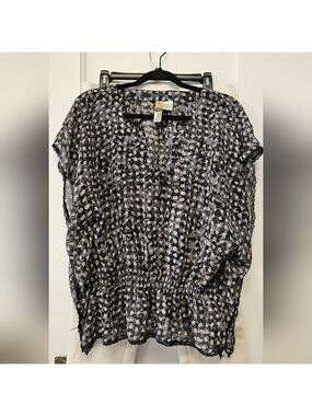 Mimi Chica Black and White Floral Blouse